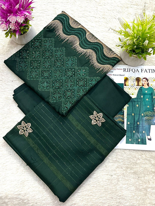 🌸 RIFQA FATIMA – Luxury Winter Collection 2025 🌸