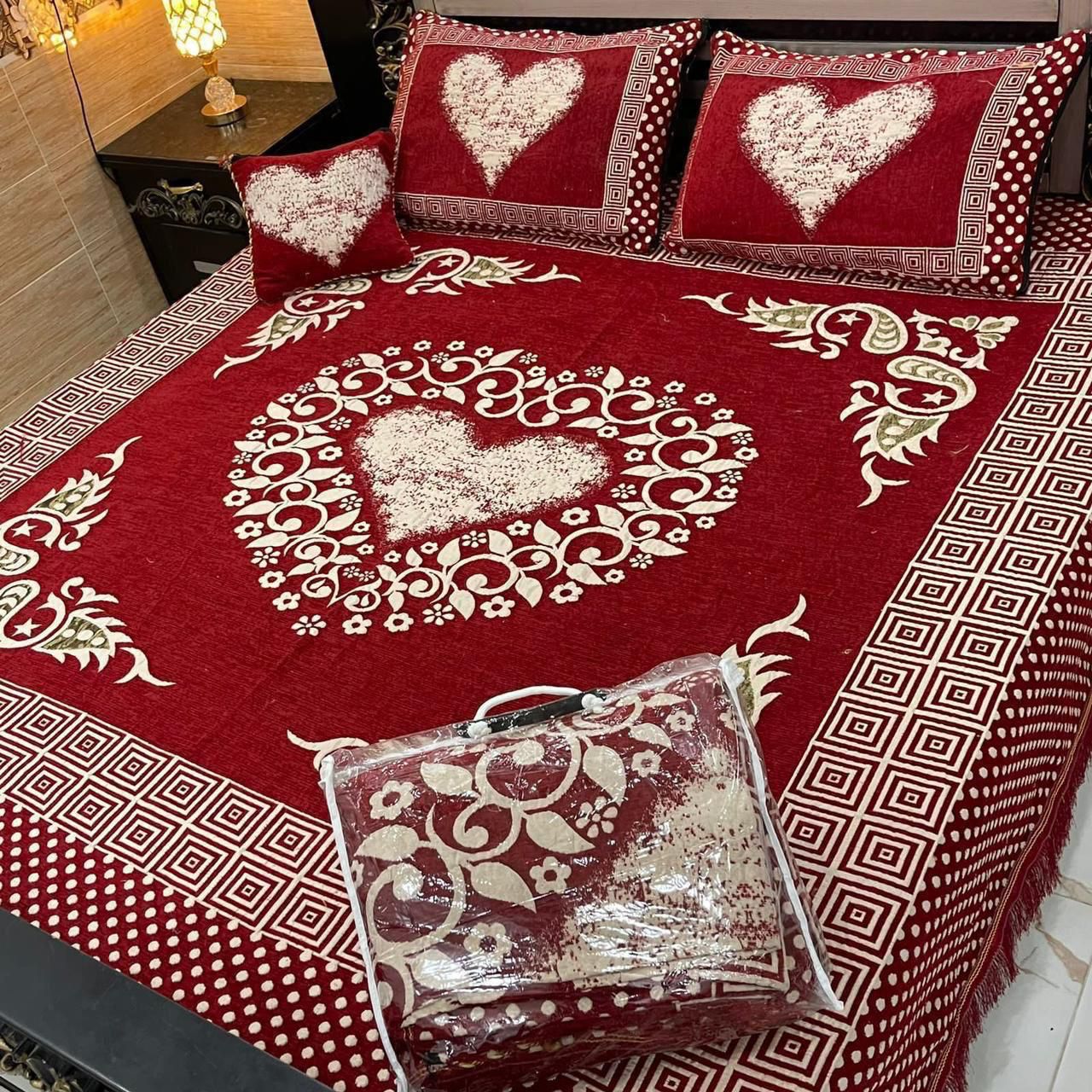 4Pc Velvet Jacquard Bedsheet