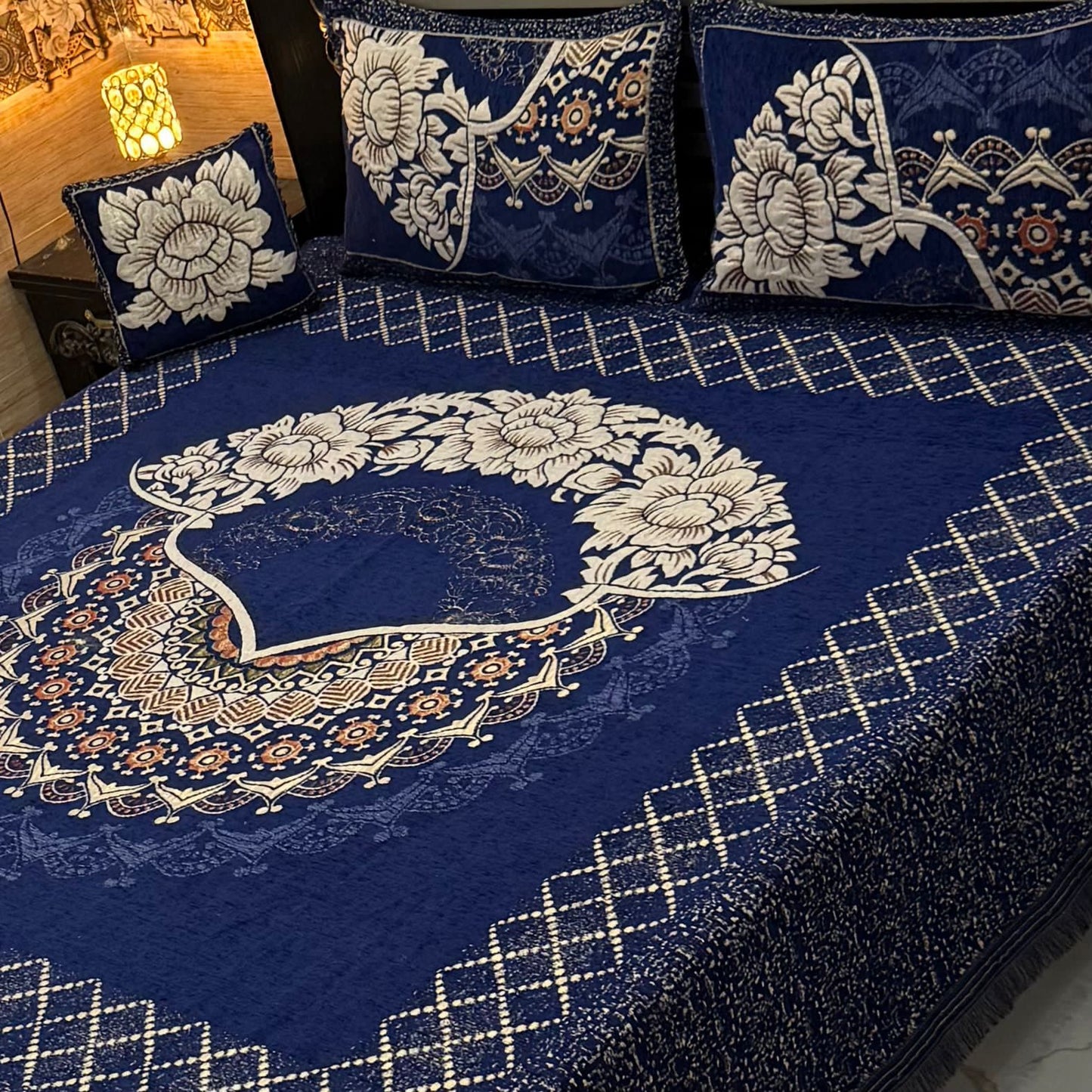 4Pc Velvet Jacquard Bedsheet