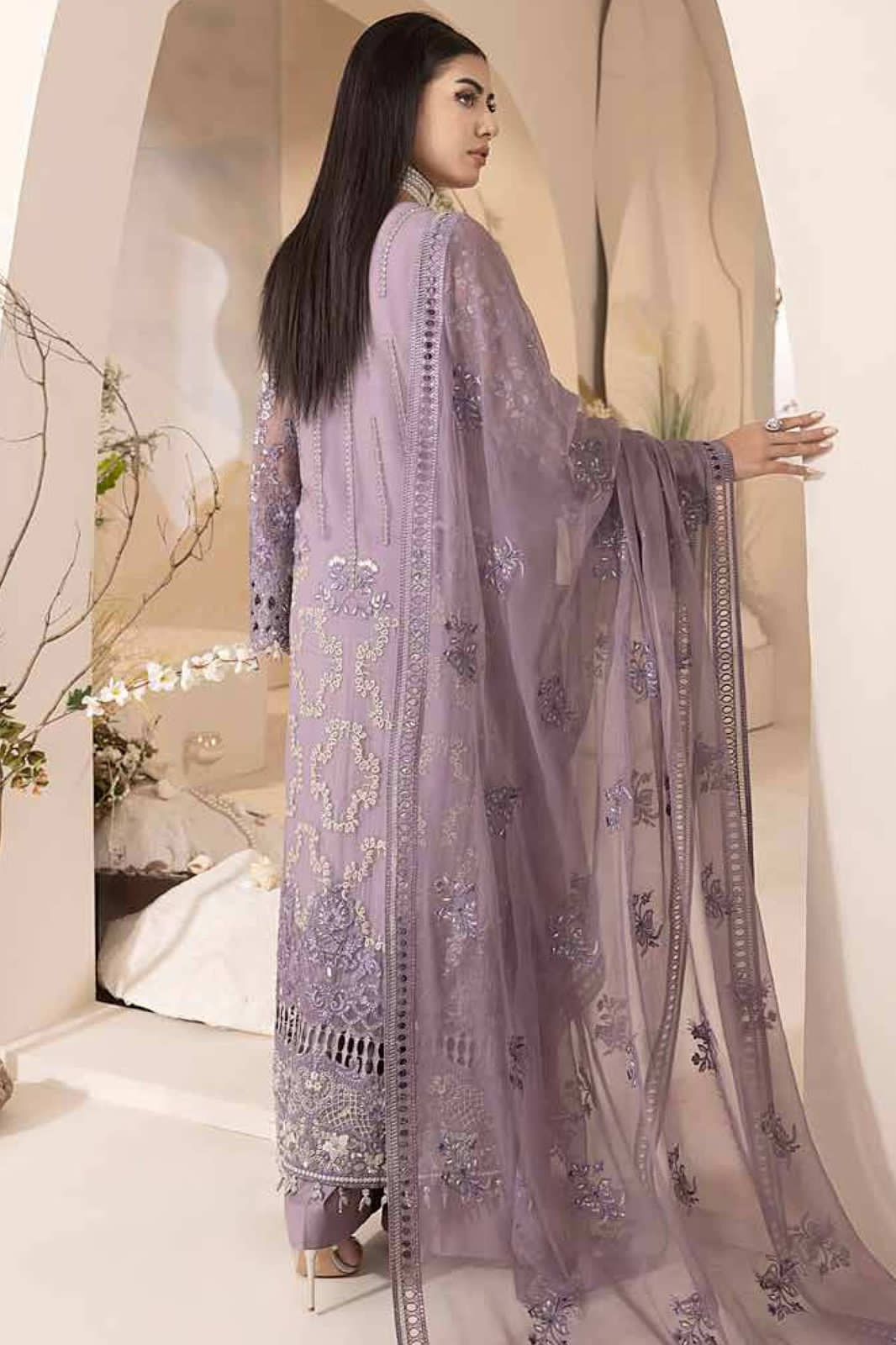 LAVISH – Luxury Unstitched Replica Collection