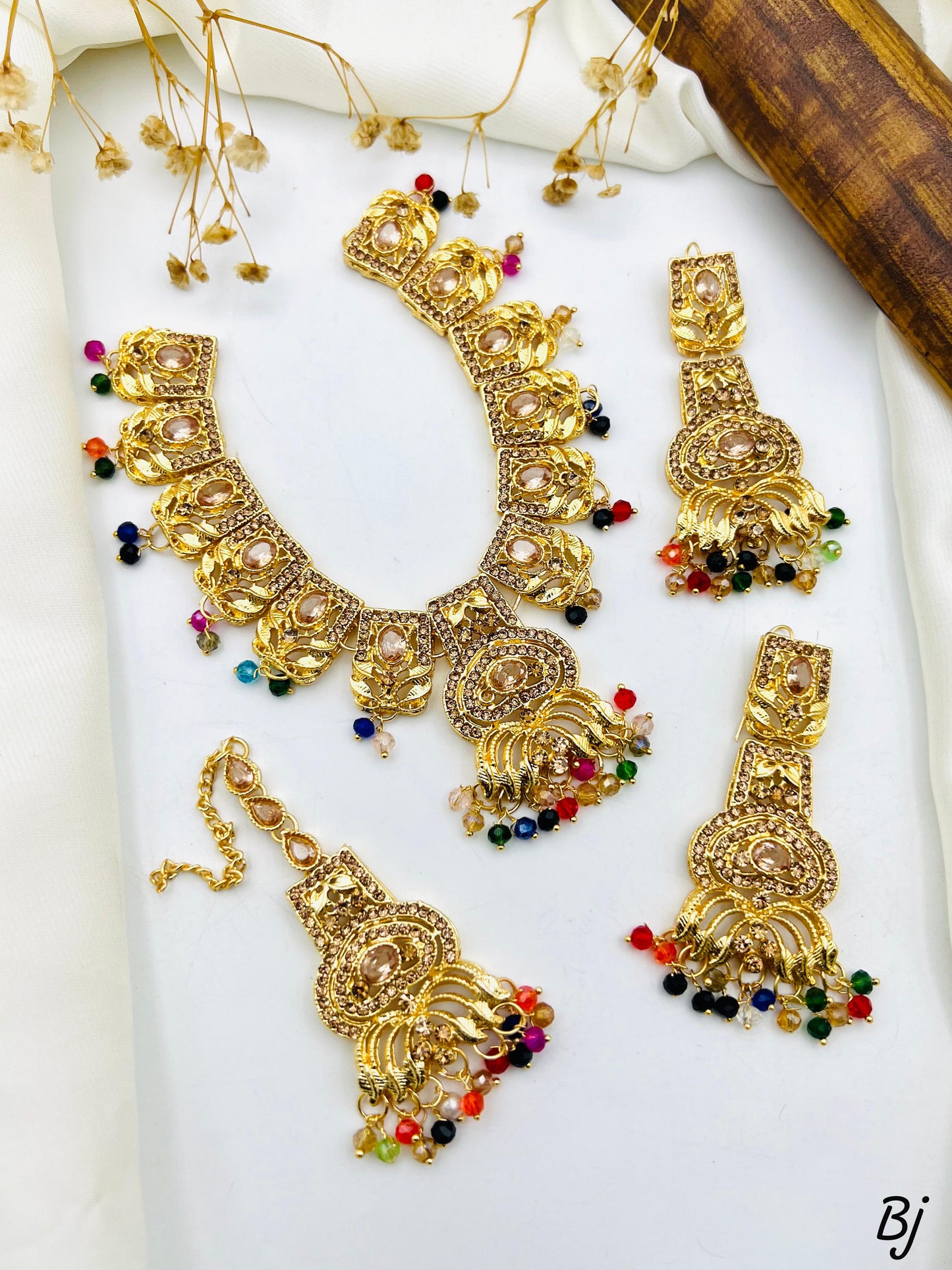Fancy Zircon Work Manjoos Necklace Set – New Arrival