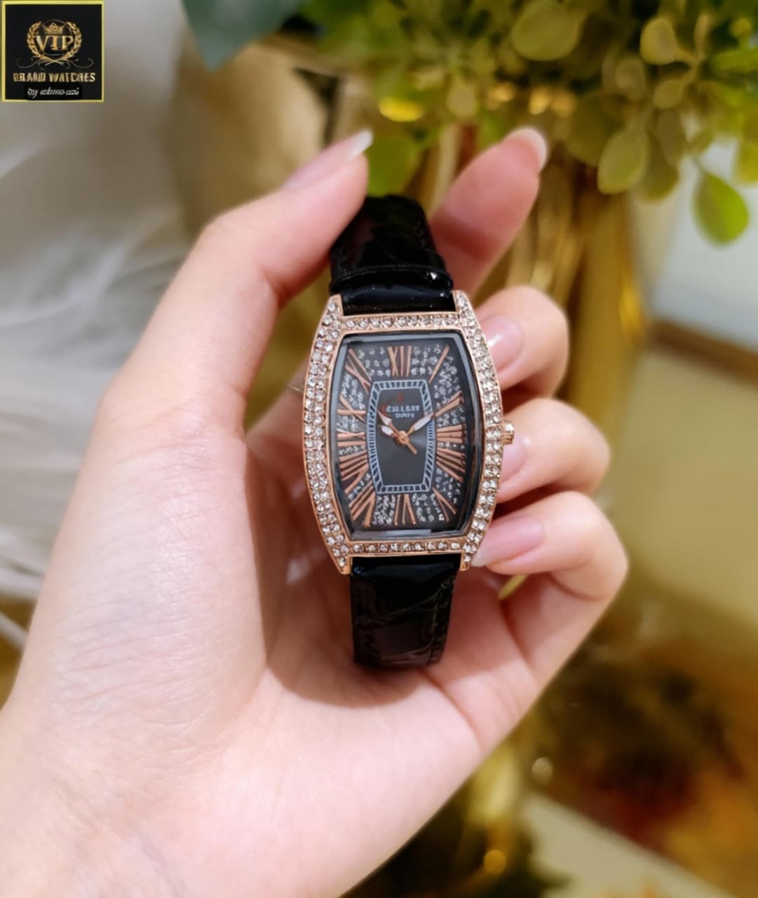 ⌚ XCELLENT GIRLS DIAMOND STONE WATCH ⌚