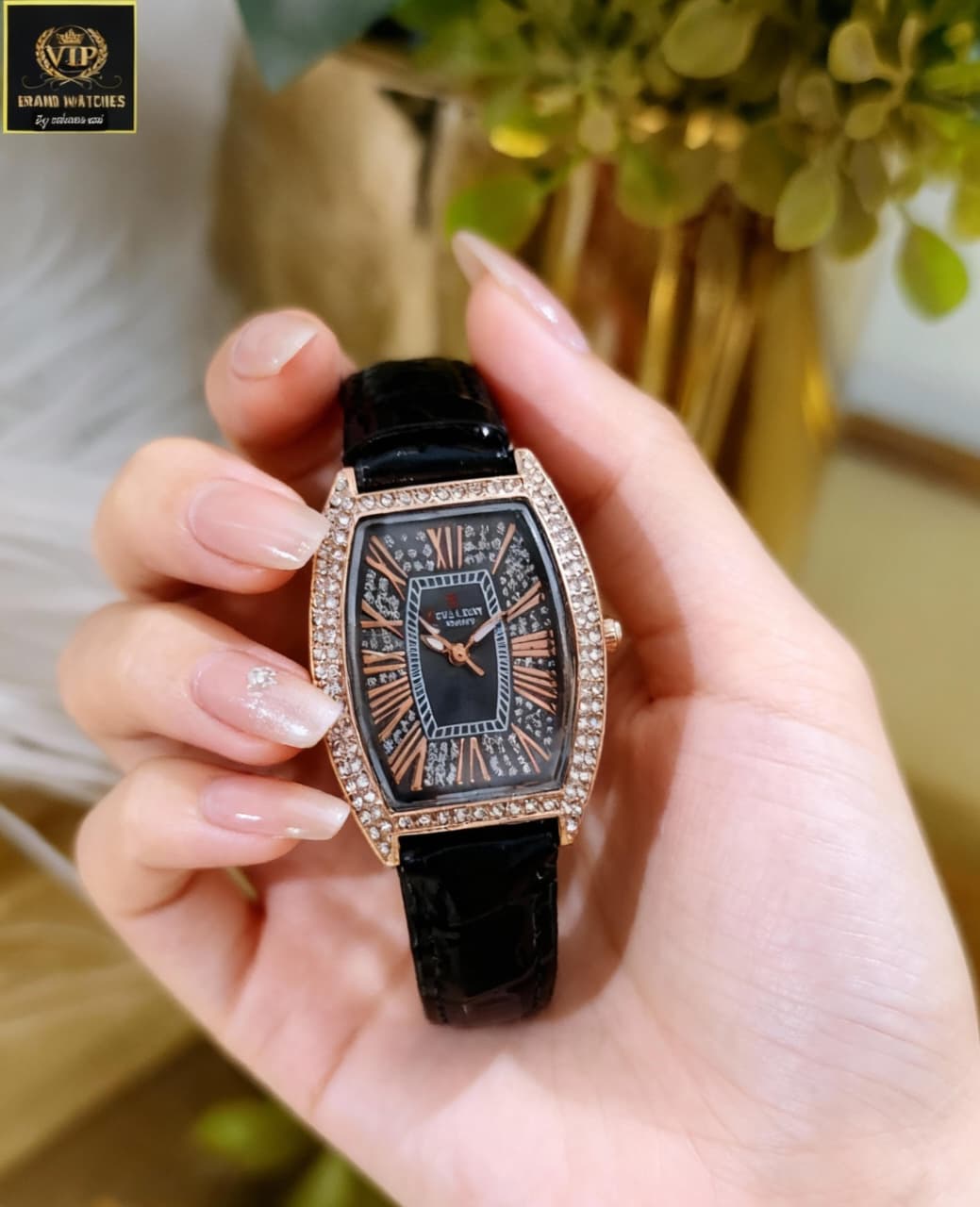 ⌚ XCELLENT GIRLS DIAMOND STONE WATCH ⌚