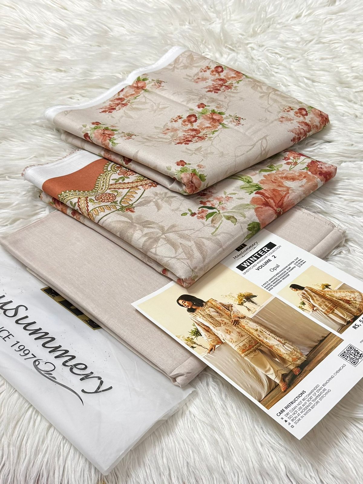 🌸 MAUSAMMRY – Khaddar Opening 2025 Vol.1 🌸