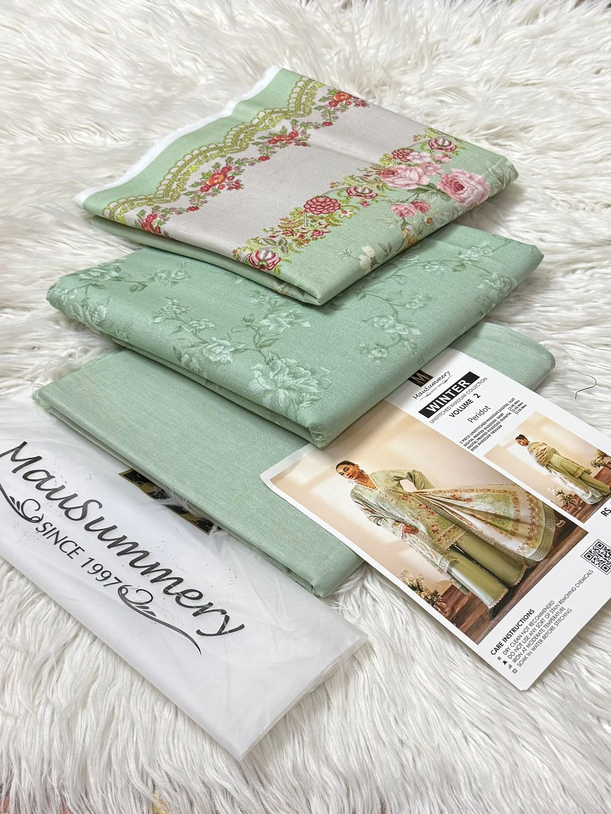 🌸 MAUSAMMRY – Khaddar Opening 2025 Vol.1 🌸